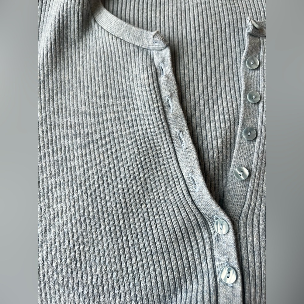 Abercrombie & Fitch Light Blue/Gray Ribbed Cardigan - Picture 3 of 4